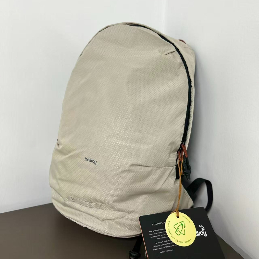 Bellroy Lite Daypack 20L Light - Outdoor Adventure Trips 评论和价格